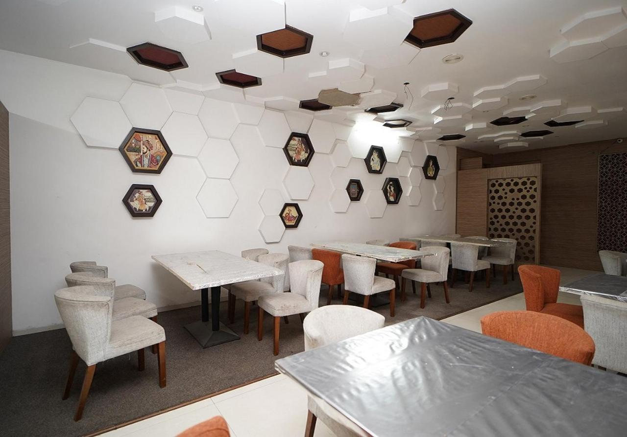 Hotel Amora - Rajnandgaon Raj Nandgaon Ngoại thất bức ảnh