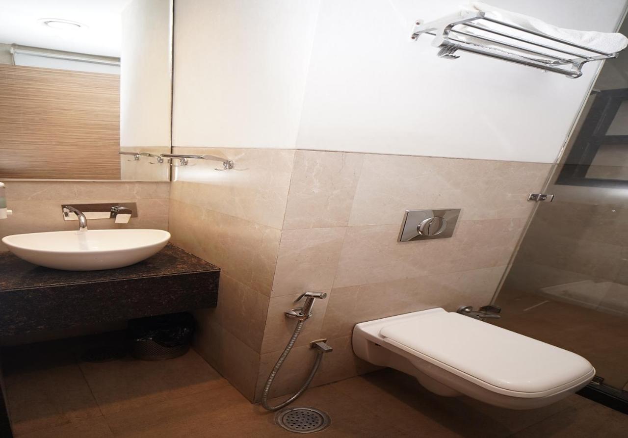 Hotel Amora - Rajnandgaon Raj Nandgaon Ngoại thất bức ảnh