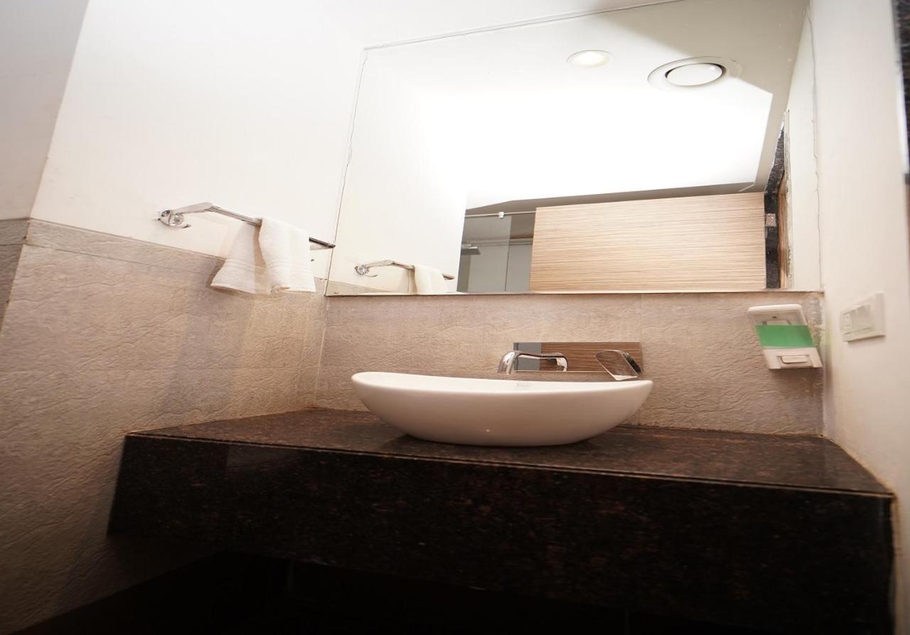 Hotel Amora - Rajnandgaon Raj Nandgaon Ngoại thất bức ảnh